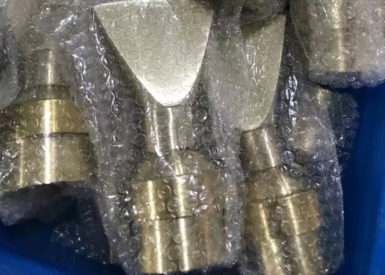 ทองเหลือง 1" ปรับทิศทางพัดลมน้ำพุ Jet Blossom Nozzle