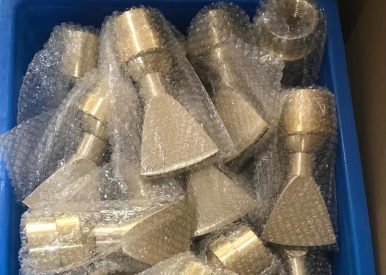 ทองเหลือง 1" ปรับทิศทางพัดลมน้ำพุ Jet Blossom Nozzle