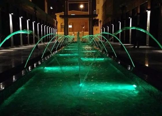 6000 L / H 20mm Laminar Fountain Nozzle พร้อมหลอด LED RGB 9W