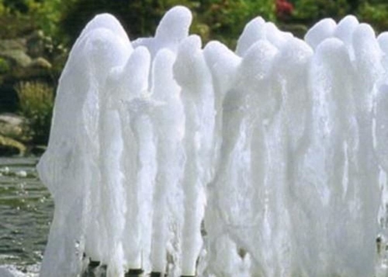 SS และหัวฉีดน้ำพุฟองพลาสติก 120kpa 2.5m Water Display Spray High