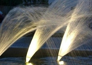 Chromplate Phoenix Tale Fountain Jet 1.5" ทองเหลือง 150Kpa